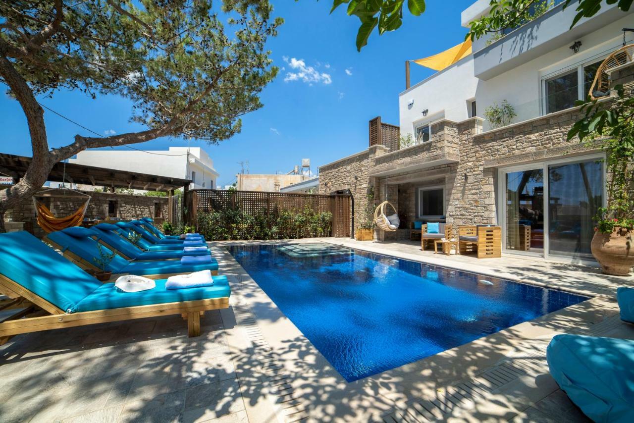 Paradisos Luxury Villas Next To Beach Koutsouras Exterior photo